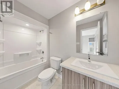 121 Sebastian Street Blue Mountains ON N0H 1J0