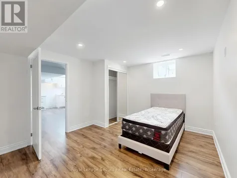 121 Sebastian Street Blue Mountains ON N0H 1J0