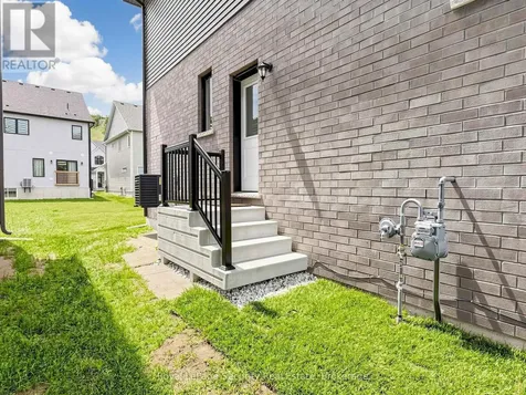 121 Sebastian Street Blue Mountains ON N0H 1J0