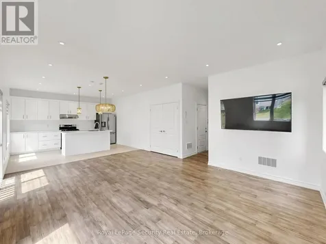 121 Sebastian Street Blue Mountains ON N0H 1J0