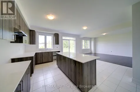 18 Amber Drive Wasaga Beach ON L9Z 0R9
