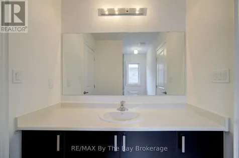 18 Amber Drive Wasaga Beach ON L9Z 0R9