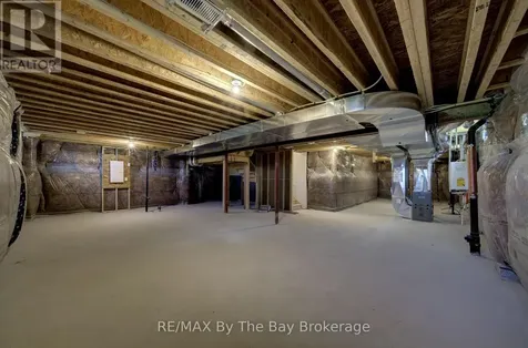 18 Amber Drive Wasaga Beach ON L9Z 0R9