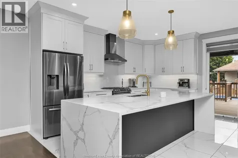 137 Gary Avenue Lasalle ON N9J 1V3