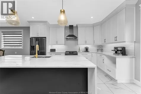 137 Gary Avenue Lasalle ON N9J 1V3