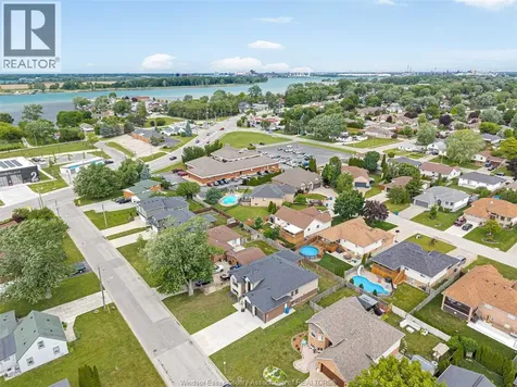 137 Gary Avenue Lasalle ON N9J 1V3