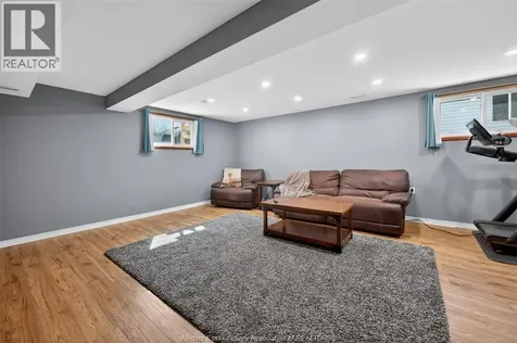 226 Edgewater Boulevard Tecumseh ON N8N 2H2