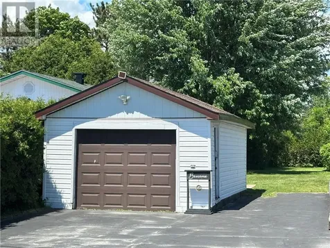 1564 Cecile Street Val Caron ON P3N 1G9