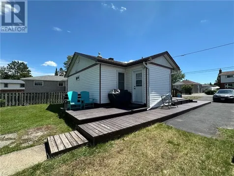 1564 Cecile Street Val Caron ON P3N 1G9