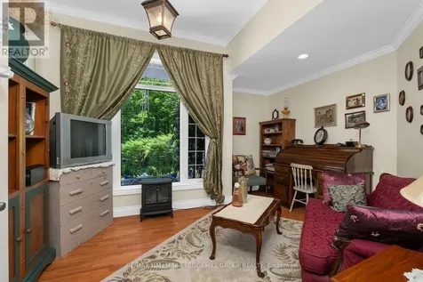 22 O'donnell Court Penetanguishene ON L9M 2A6