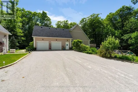 22 O'donnell Court Penetanguishene ON L9M 2A6