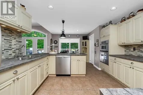 22 O'donnell Court Penetanguishene ON L9M 2A6