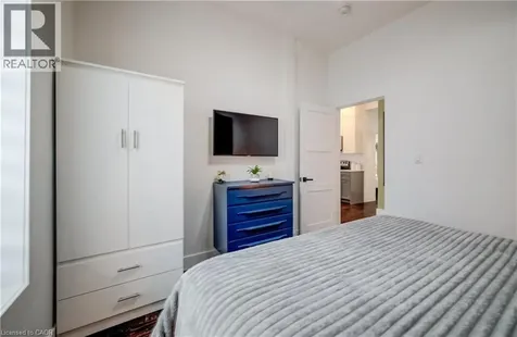 19 Cedar Street Cambridge ON N1S 1T8
