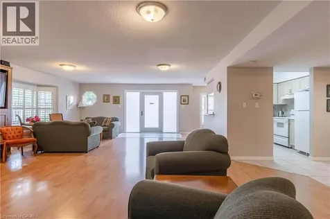 216 Plains Road West Burlington ON L7T 4L2