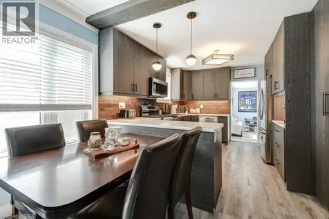 30 East 15th Street Hamilton ON L9A 4E7