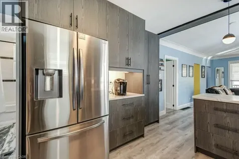 30 East 15th Street Hamilton ON L9A 4E7