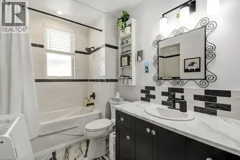 30 East 15th Street Hamilton ON L9A 4E7