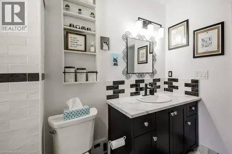 30 East 15th Street Hamilton ON L9A 4E7