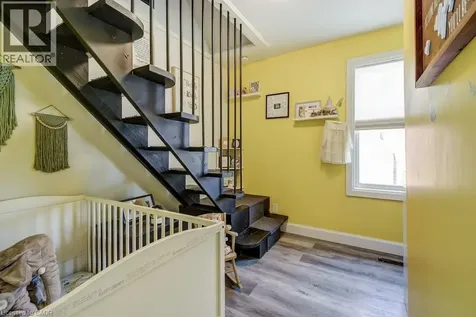 30 East 15th Street Hamilton ON L9A 4E7