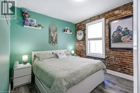 30 East 15th Street Hamilton ON L9A 4E7
