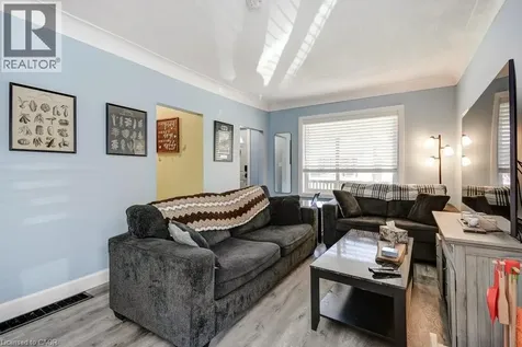 30 East 15th Street Hamilton ON L9A 4E7