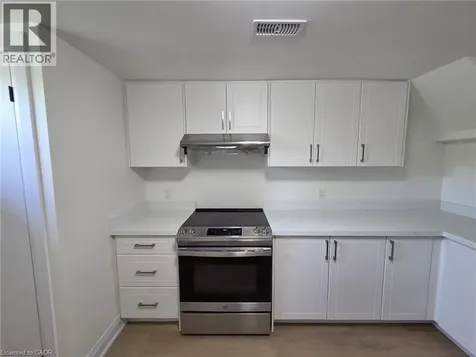 12 Ferndale Avenue St. Catharines ON L2P 1V3