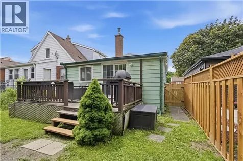 29 Shadyside Avenue Hamilton ON L8V 3E2