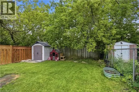 29 Shadyside Avenue Hamilton ON L8V 3E2
