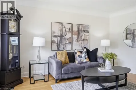 29 Shadyside Avenue Hamilton ON L8V 3E2