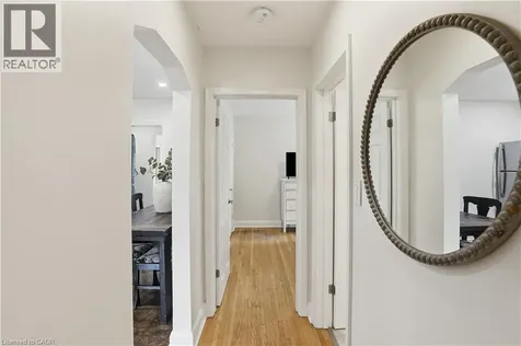 29 Shadyside Avenue Hamilton ON L8V 3E2