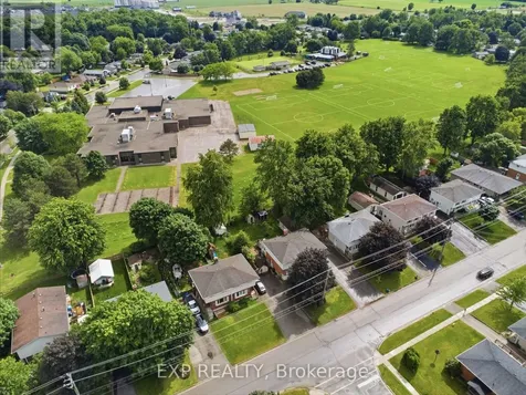 83 Oriole Parkway West Woolwich ON N3B 1C2