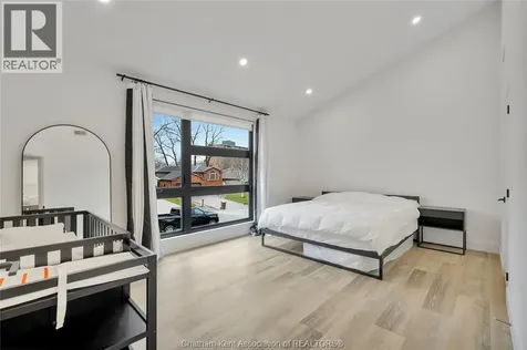 15 Churchill Park Road Chatham ON N7M 6M2
