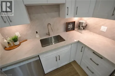101 Reid Avenue North Hamilton ON L8H 6E2