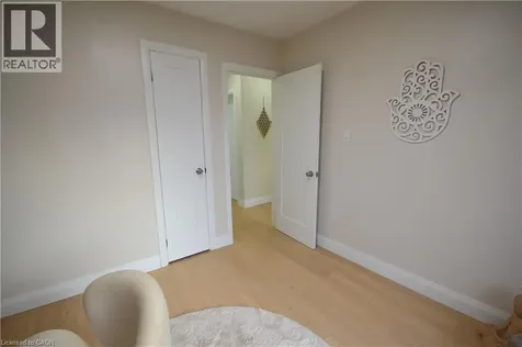 101 Reid Avenue North Hamilton ON L8H 6E2