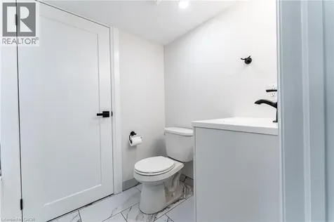 97 Narbonne Crescent Stoney Creek ON L8J 1K5