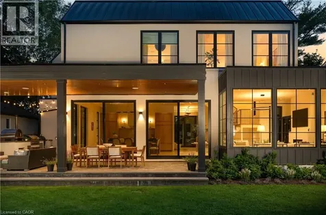 203 Weybourne Road Oakville ON L6K 2T7