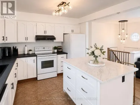 58 Selkirk Street Petawawa ON K8H 1P4