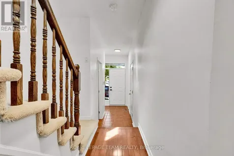 143 Tall Oak Private Ottawa ON K1G 6T3
