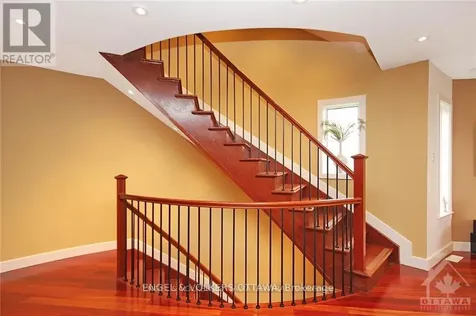 281 Kirchoffer Avenue Ottawa ON K2A 1Y1
