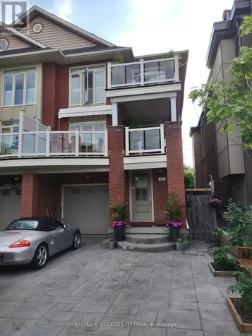 281 Kirchoffer Avenue Ottawa ON K2A 1Y1