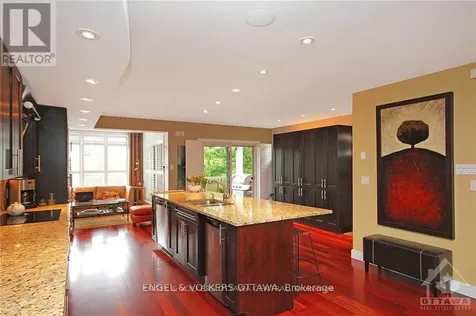 281 Kirchoffer Avenue Ottawa ON K2A 1Y1