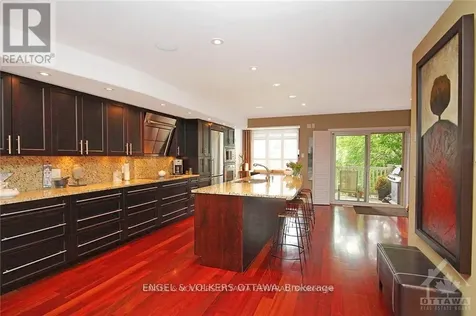 281 Kirchoffer Avenue Ottawa ON K2A 1Y1