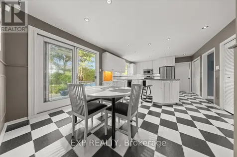 899 Dresden Crescent Ottawa ON K2B 5H8