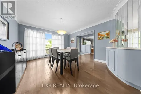 899 Dresden Crescent Ottawa ON K2B 5H8