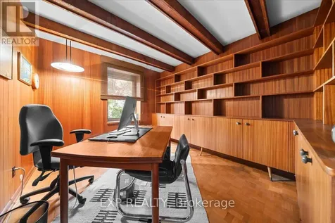 899 Dresden Crescent Ottawa ON K2B 5H8