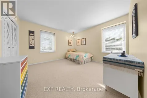899 Dresden Crescent Ottawa ON K2B 5H8