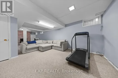 899 Dresden Crescent Ottawa ON K2B 5H8