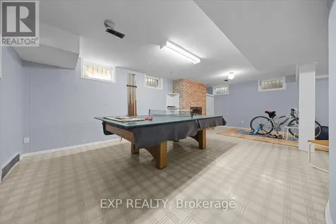 899 Dresden Crescent Ottawa ON K2B 5H8