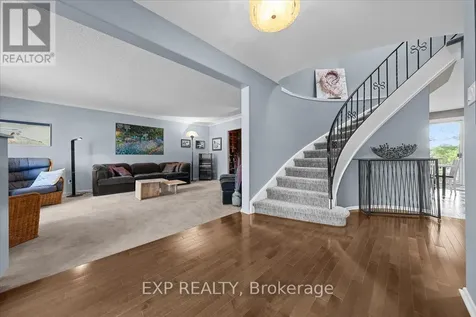 899 Dresden Crescent Ottawa ON K2B 5H8