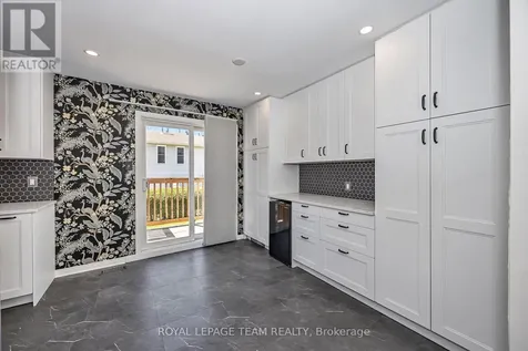 276 Dalehurst Drive Ottawa ON K2G 4J5